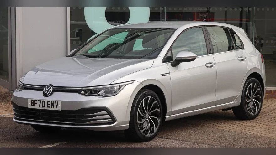 Volkswagen elektrikli Golf projesini duraklattı, takvim değişiyor
